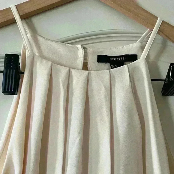 Forever 21 Ivory Dress, Lined, Women’s Size Small Open Back - Picture 6 of 13